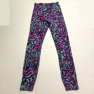 NWT Under Armour Women's HeatGear Compression Leggings